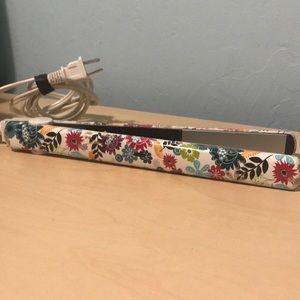 Remington straightener/flat iron